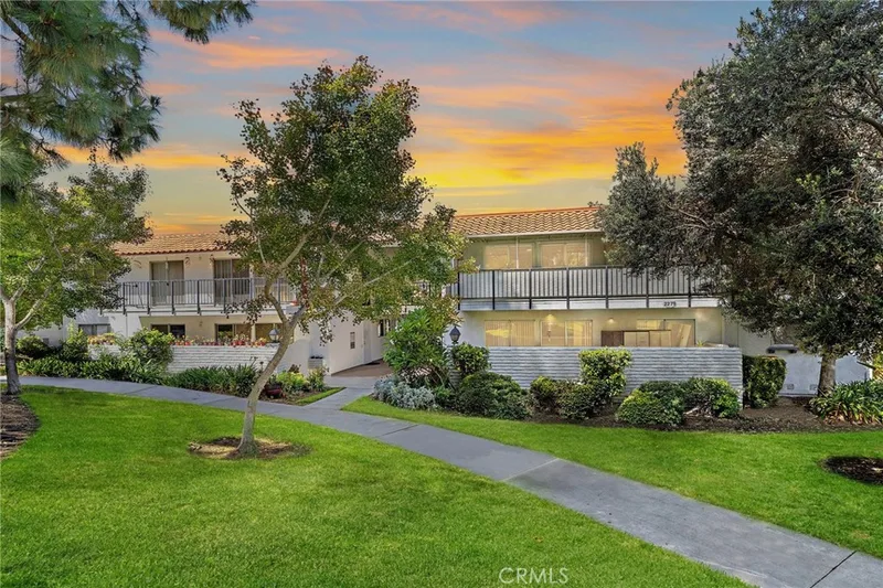 2279 Via Mariposa W P, Laguna Woods, CA 92637