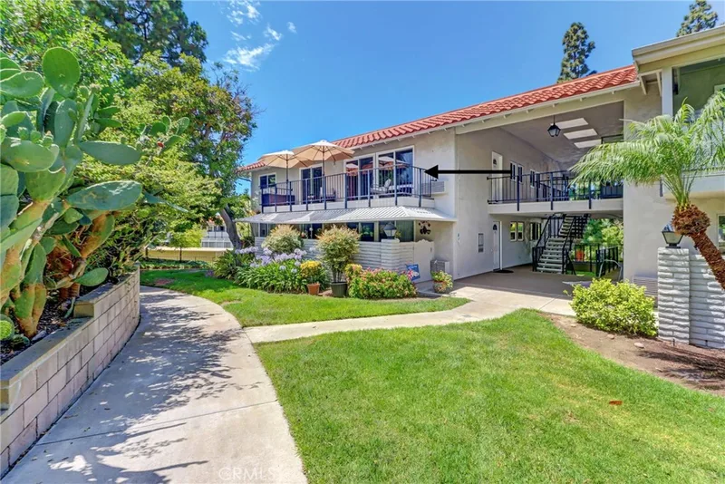 2285 Via Puerta Q, Laguna Woods, CA 92637