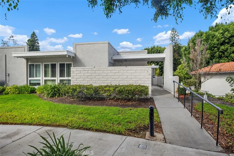2328 Via Mariposa W Q, Laguna Woods, CA 92637