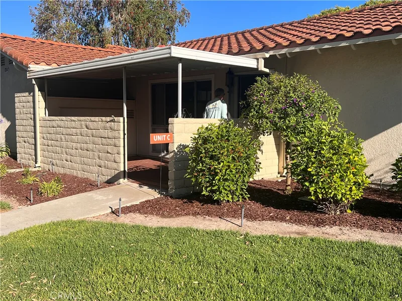 2347 Via Mariposa W C, Laguna Woods, CA 92637