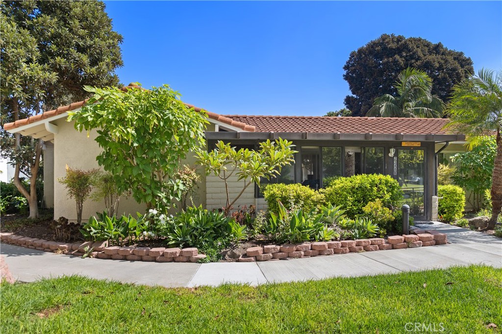2348 Via Mariposa West B, Laguna Woods CA 92637 - photo 1