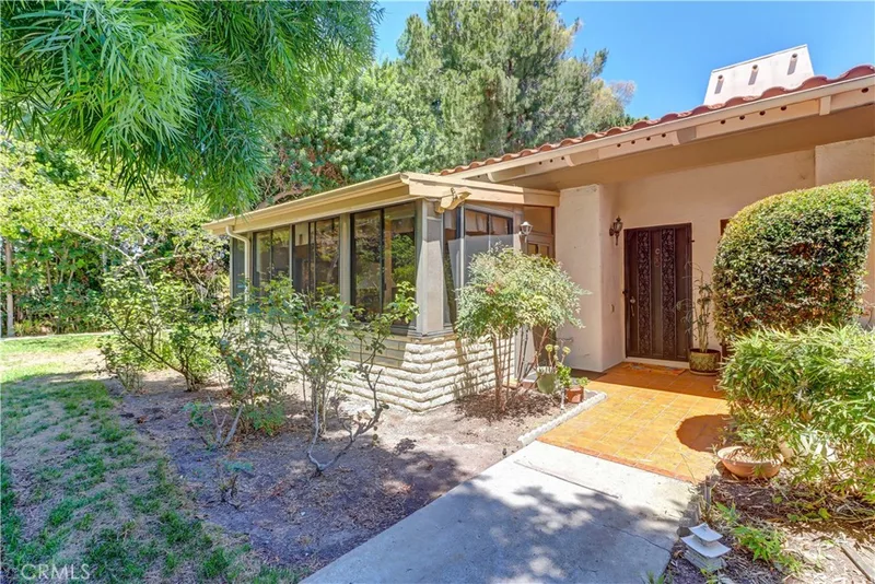 2359 Via Mariposa E C, Laguna Woods