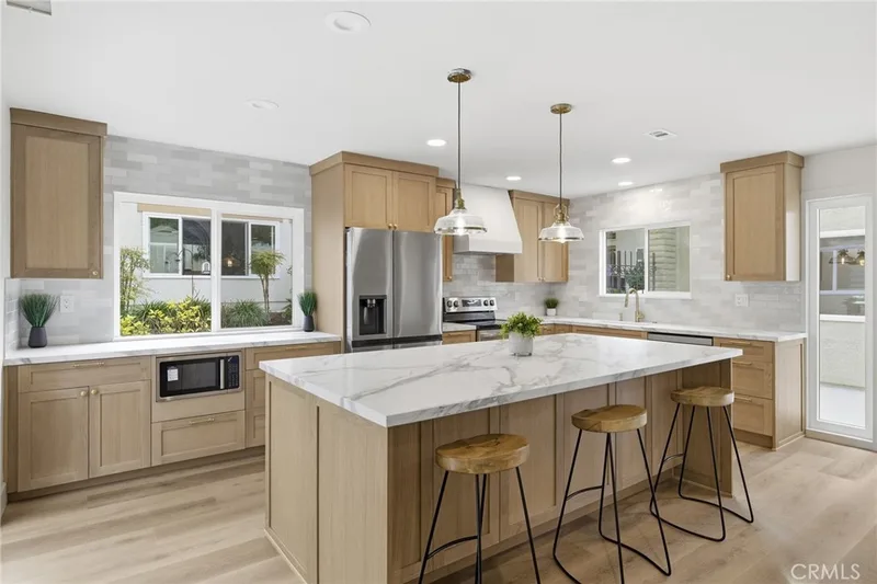 2382 Via Mariposa W D, Laguna Woods, CA 92637