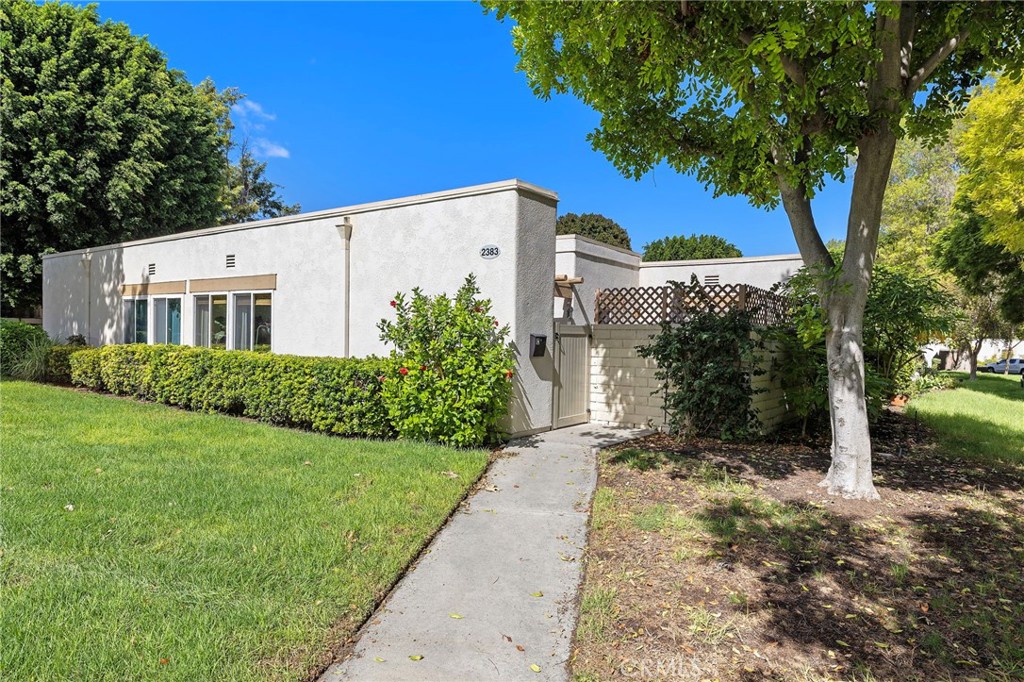 2383 Via Mariposa W C, Laguna Woods CA 92637 - photo 23