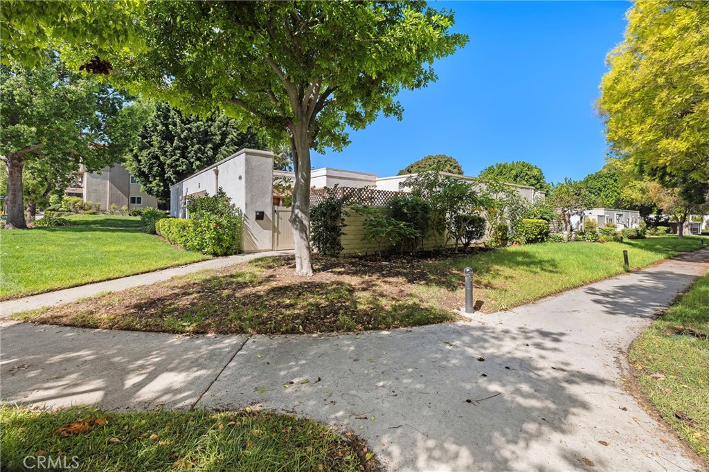 2383 Via Mariposa W C, Laguna Woods CA 92637 - photo 24