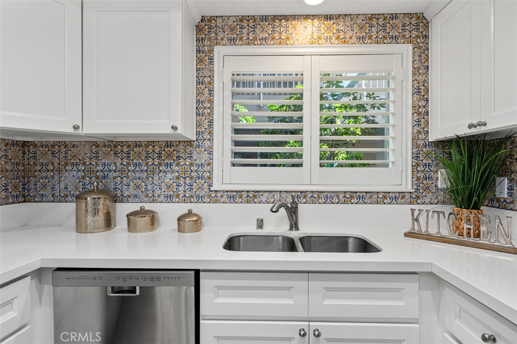 2390 Via Mariposa W 1H, Laguna Woods CA 92637 - photo 17
