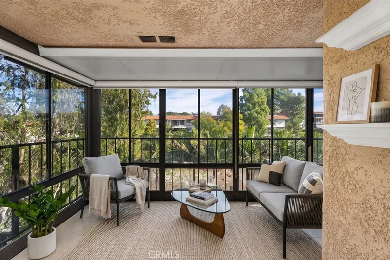 2392 Via Mariposa W 3B, Laguna Woods, CA 92637