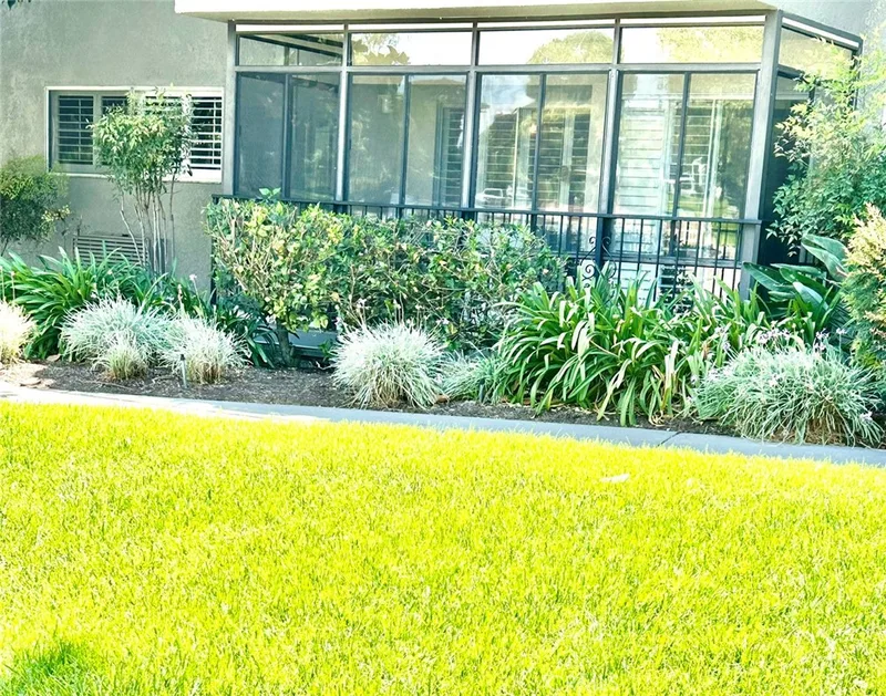2393 Via Mariposa W 1-G, Laguna Woods