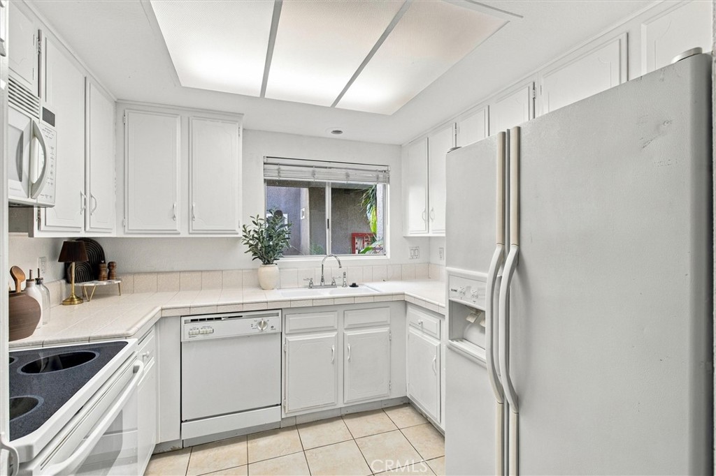 2399 1F Via Mariposa W, Laguna Woods CA 92637 - photo 8