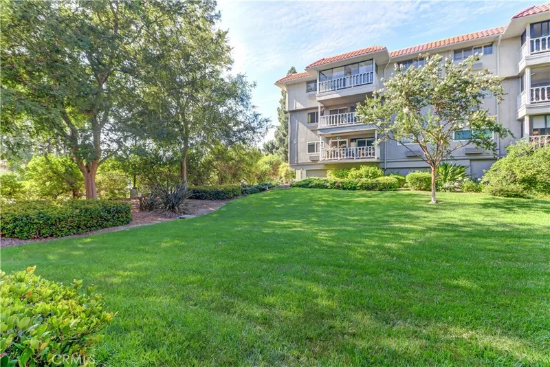 2404 Via Mariposa W 3D, Laguna Woods