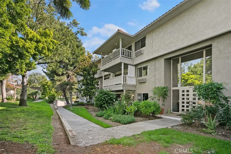2405 Via Mariposa W 2G, Laguna Woods, CA 92637