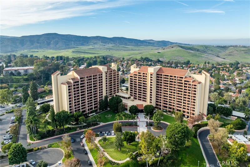 24055 Paseo Del Lago W 913, Laguna Woods, CA 92637