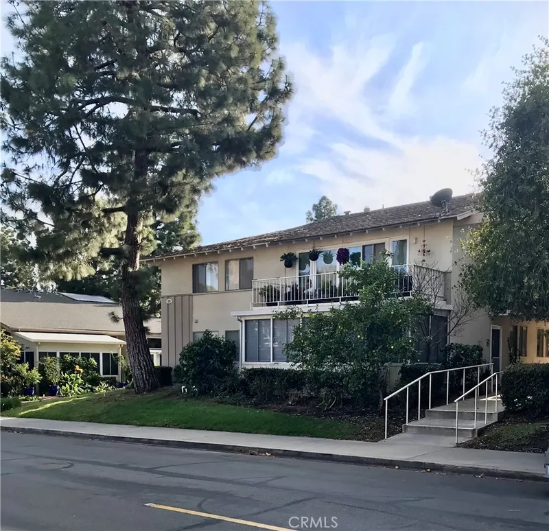 29 Calle Aragon G, Laguna Woods, CA 92637