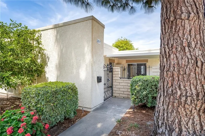 3017 Via Buena Vista A, Laguna Woods, CA 92637