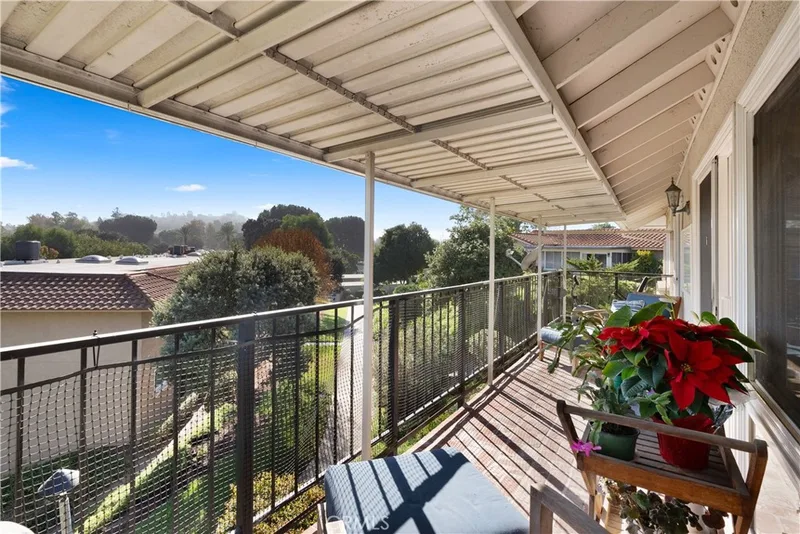 3048 Via Serena S O, Laguna Woods, CA 92637