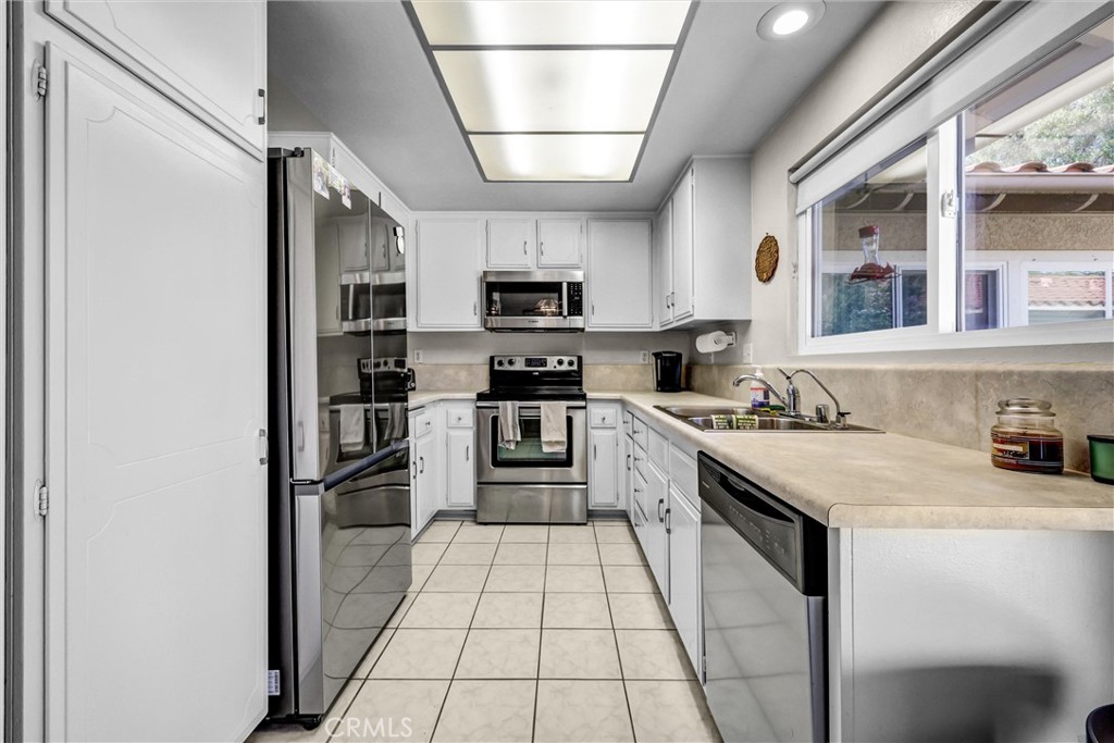 3050 Via Serena S B, Laguna Woods CA 92637 - photo 6