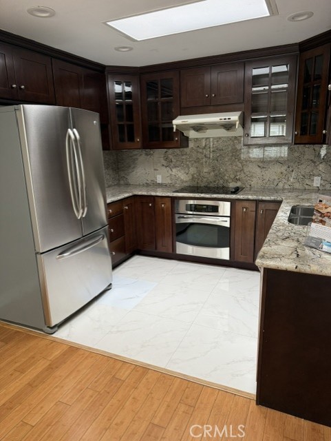 Kitchen with Nice Appliances - 3062 Via Serena S D, Laguna Woods CA 92637 - photo 7