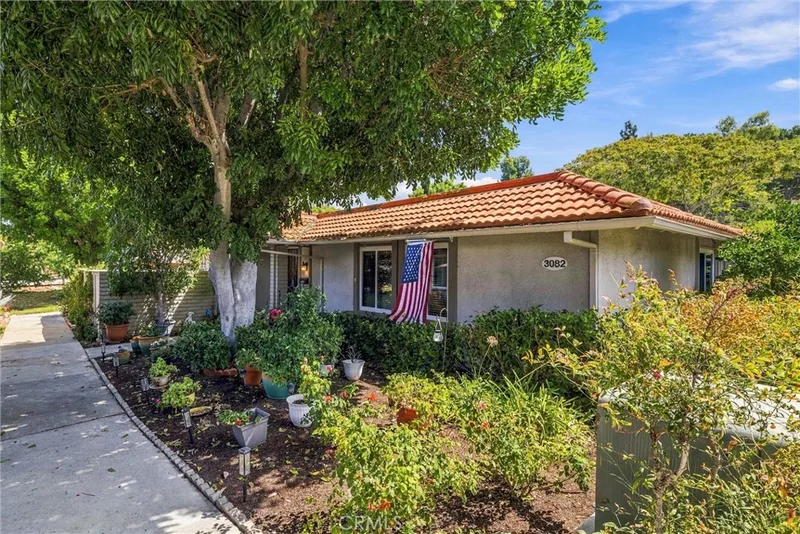 3082 Via Serena S A, Laguna Woods