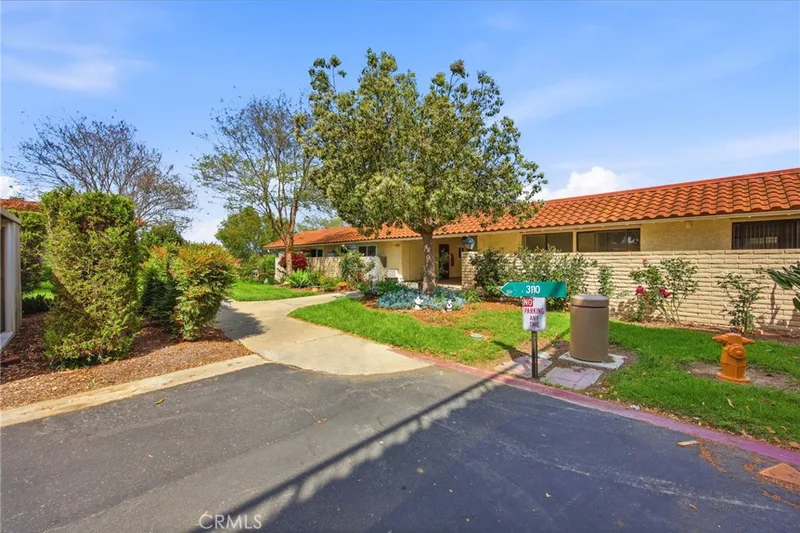 3107 Via Serena S P, Laguna Woods, CA 92637