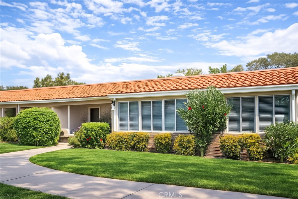 3128 Via Serena N O, Laguna Woods CA 92637 - photo 1