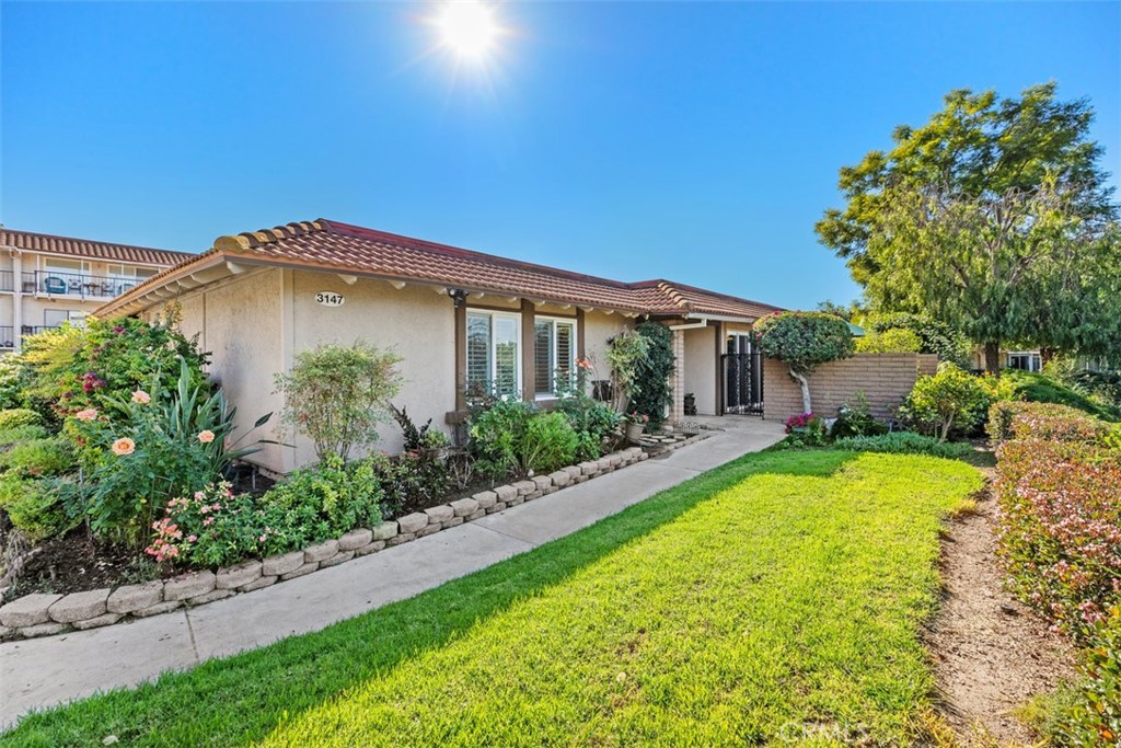3147 Via Vista B, Laguna Woods CA 92637 - photo 1