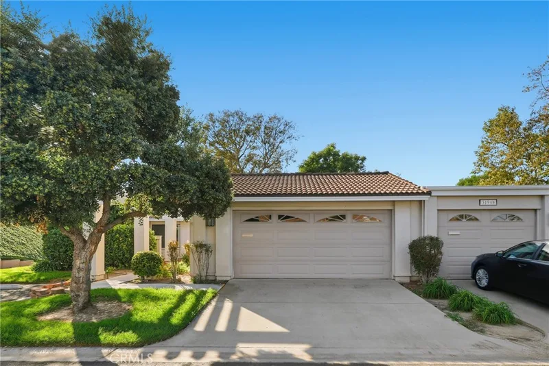 3190 Via Buena A, Laguna Woods, CA 92637