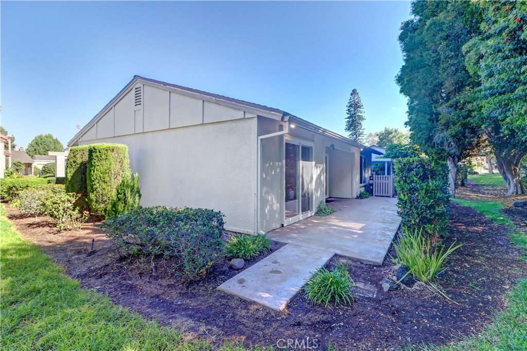 3215 Via Carrizo D, Laguna Woods CA 92637 - photo 31