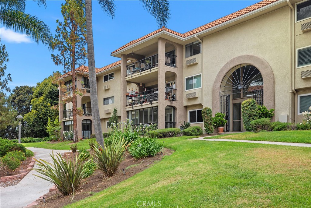 3241 San Amadeo 1G, Laguna Woods CA 92637 - photo 1