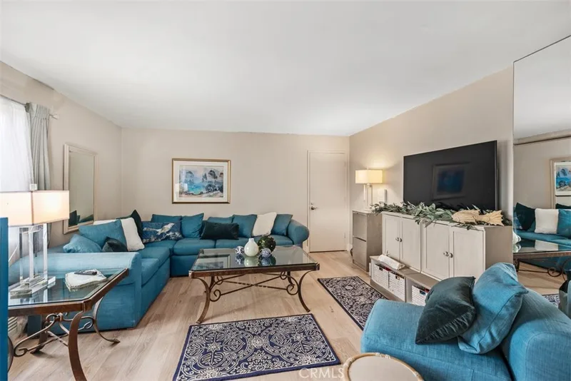 3242 San Amadeo 2B, Laguna Woods