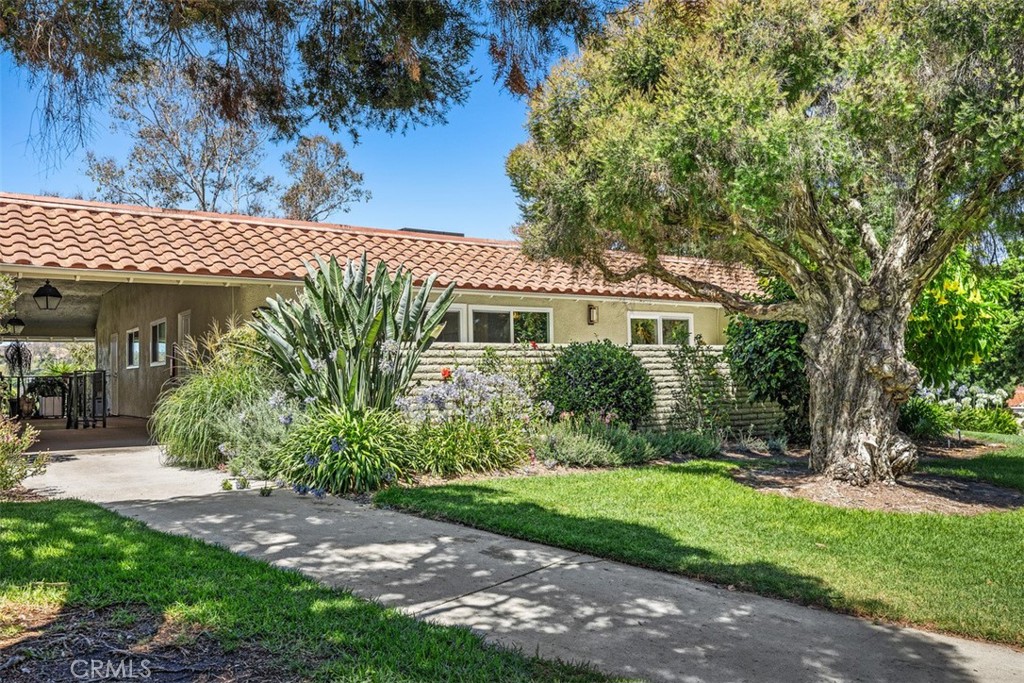 Welcome Home! Single level with no one above or below. - 3253 San Amadeo P, Laguna Woods CA 92637 - photo 1