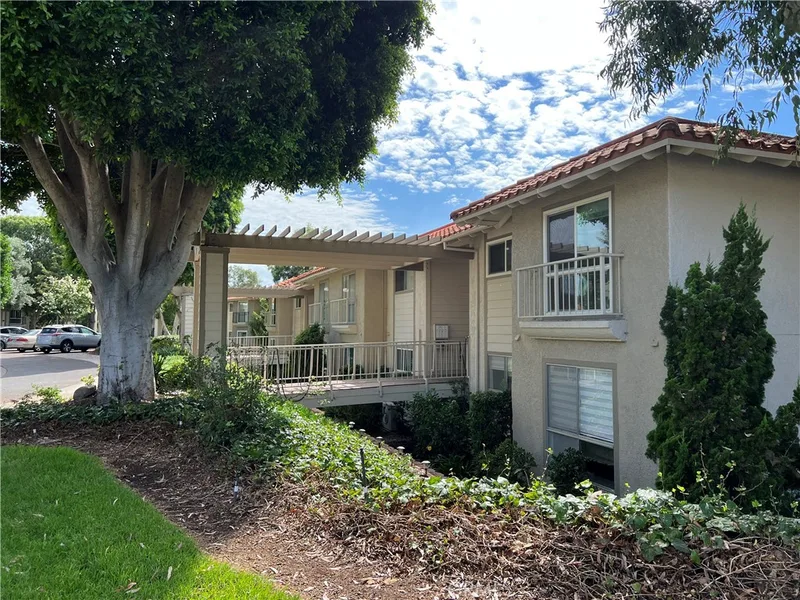 3273 San Amadeo D, Laguna Woods