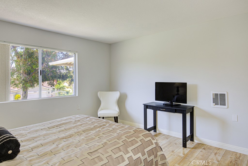 Property is unfurnished - furniture is for staging purposes only. - 3280 San Amadeo S A, Laguna Woods CA 92637 - photo 25