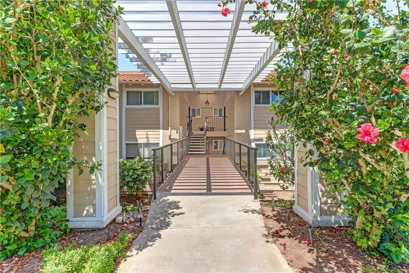 3298 Via Carrizo O, Laguna Woods