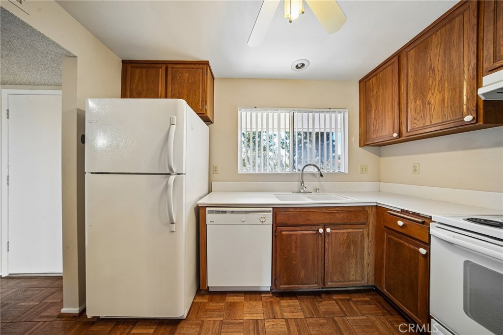 3337 Punta Alta 3C, Laguna Woods CA 92637 - photo 11