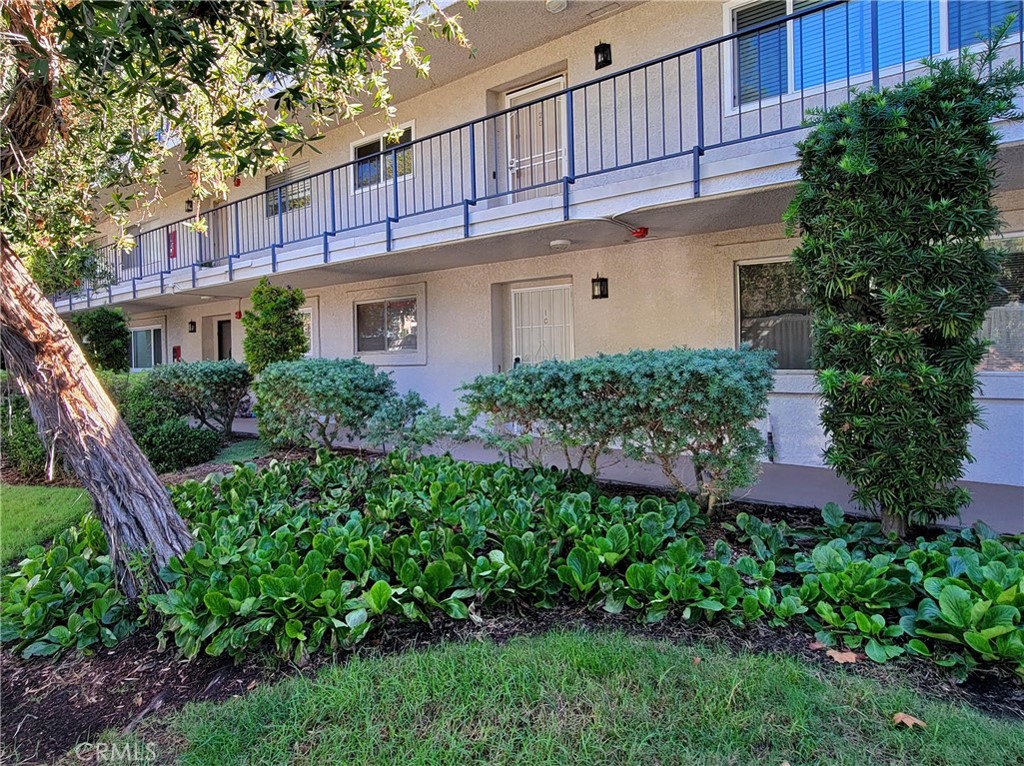 3337 Punta Alta 1C, Laguna Woods CA 92637 - photo 2