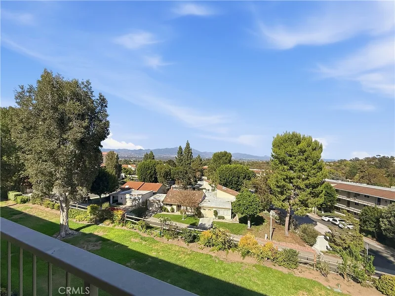 3365 Punta Alta 3D, Laguna Woods, CA 92637