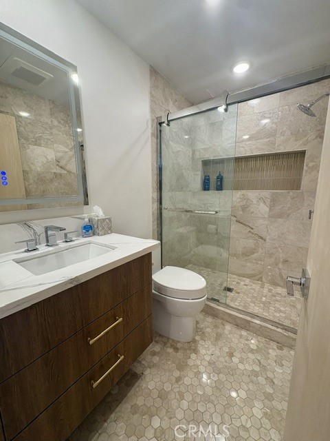 Guest bathroom. - 3386 Punta Alta A, Laguna Woods CA 92637 - photo 26