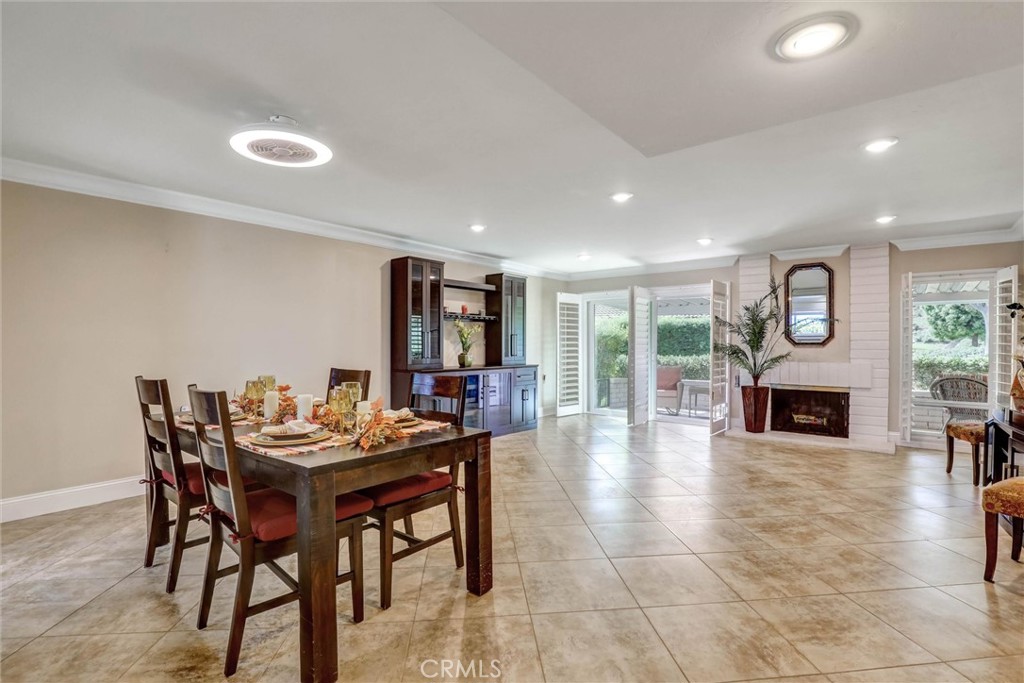 Great room opens to rear patio - 3400 Punta Alta A, Laguna Woods CA 92637 - photo 11