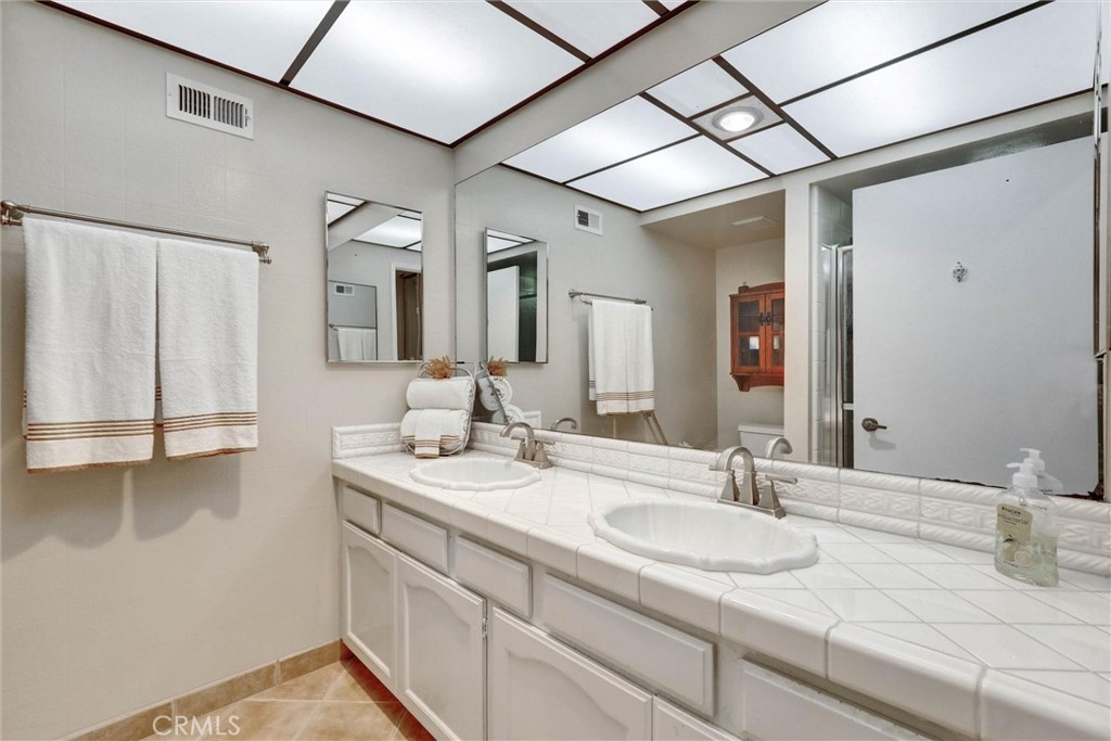 Primary bath - 3400 Punta Alta A, Laguna Woods CA 92637 - photo 28