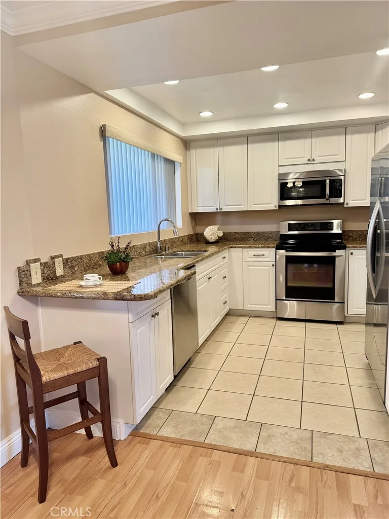 3427 Bahia Blanca B, Laguna Woods, CA 92637