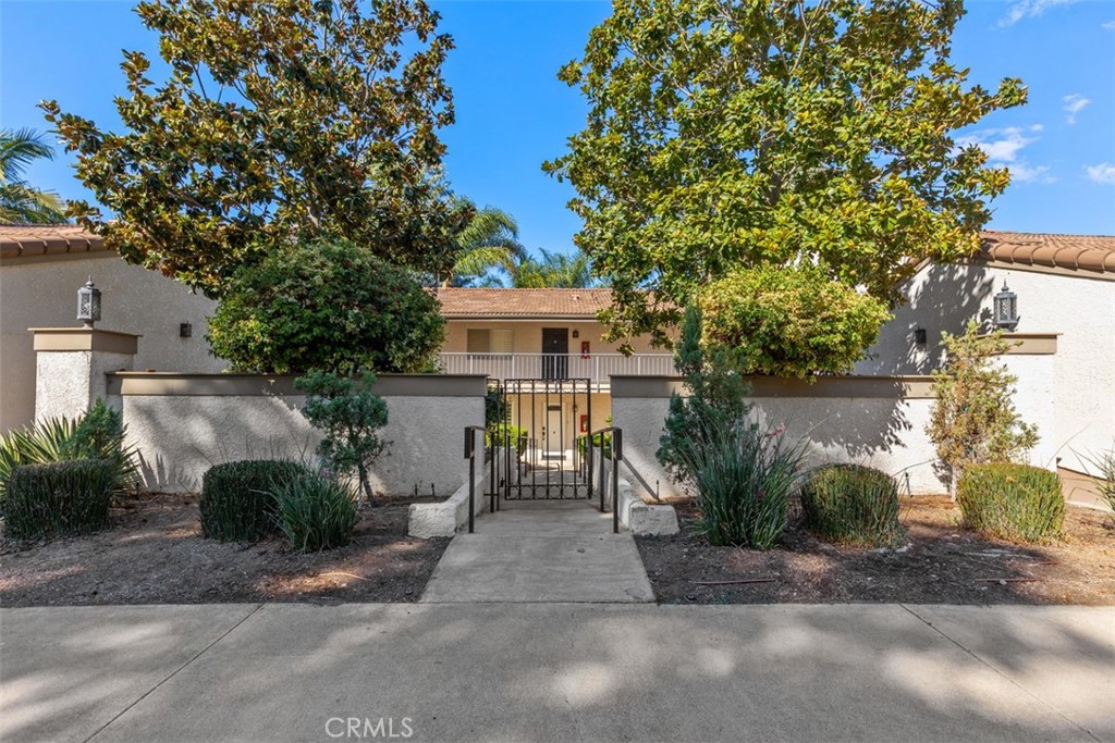 Entrance to unit A - 3438 Bahia Blanca W, Laguna Woods CA 92637 - photo 3