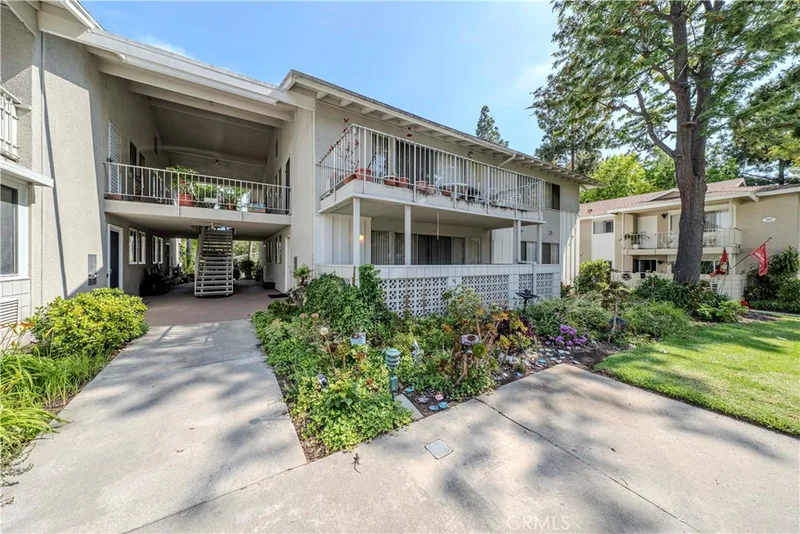 368 Avenida Castilla B, Laguna Woods, CA 92637
