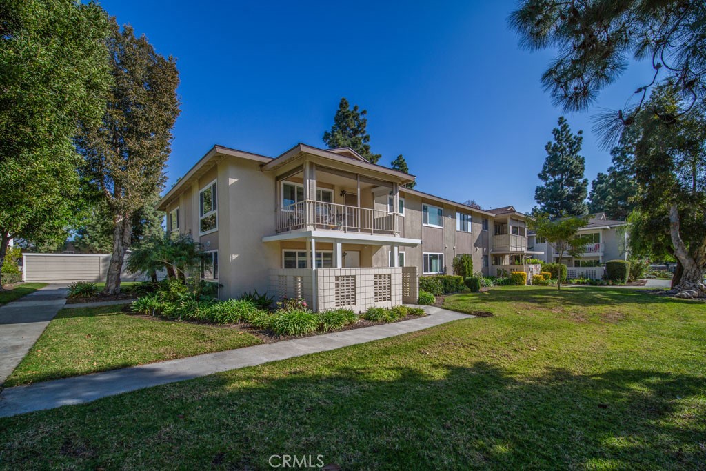 Welcome to 378-O Avenida Castilla - an upgraded one-bedroom, one-bath upper CADIZ residence in the Laguna woods senior c - 378 Avenida Castilla O, Laguna Woods CA 92637 - photo 1