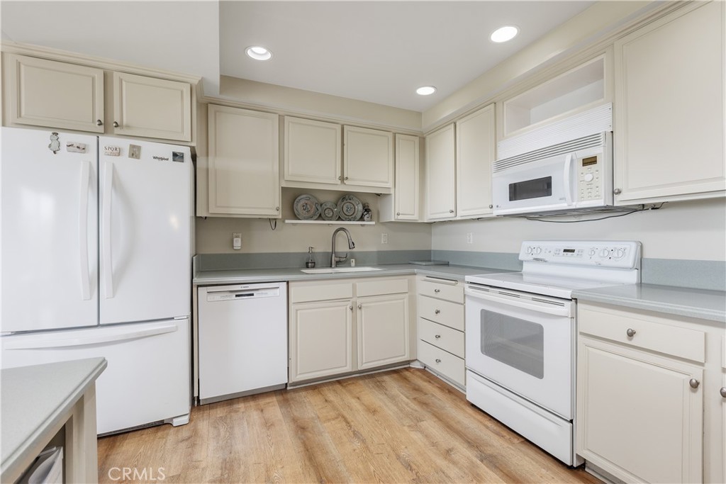 4014 Calle Sonora Oeste 2A, Laguna Woods CA 92637 - photo 21