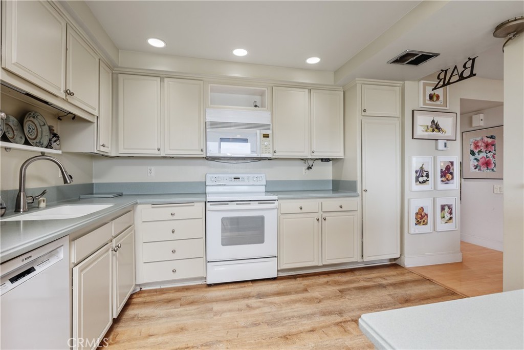 4014 Calle Sonora Oeste 2A, Laguna Woods CA 92637 - photo 23