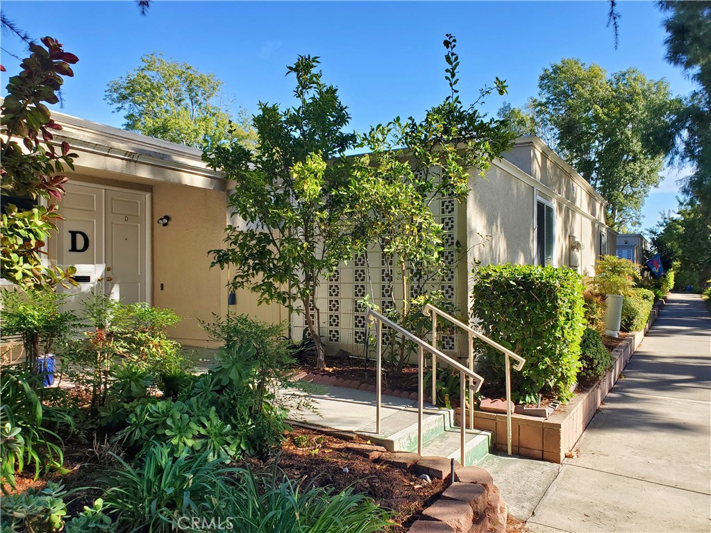 422 AVENIDA CASTILLA D, Laguna Woods CA 92637 - photo 1