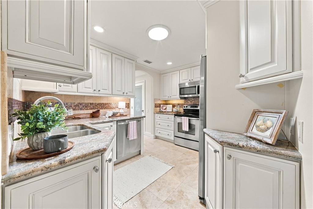 498 Avenida Sevilla C, Laguna Woods CA 92637 - photo 9