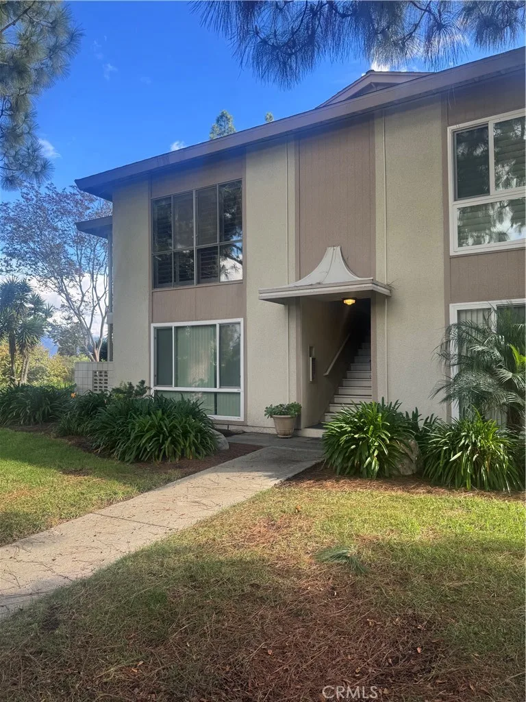 5 Via Castilla N, Laguna Woods, CA 92637