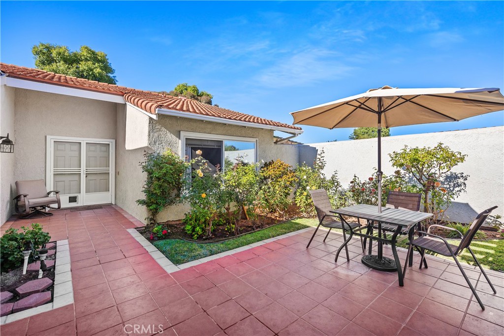 5050 Avenida Del Sol, Laguna Woods CA 92637 - photo 1