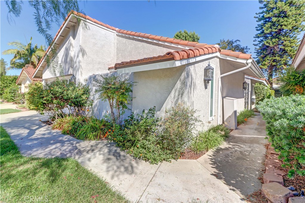 5144 Miembro, Laguna Woods CA 92637 - photo 2